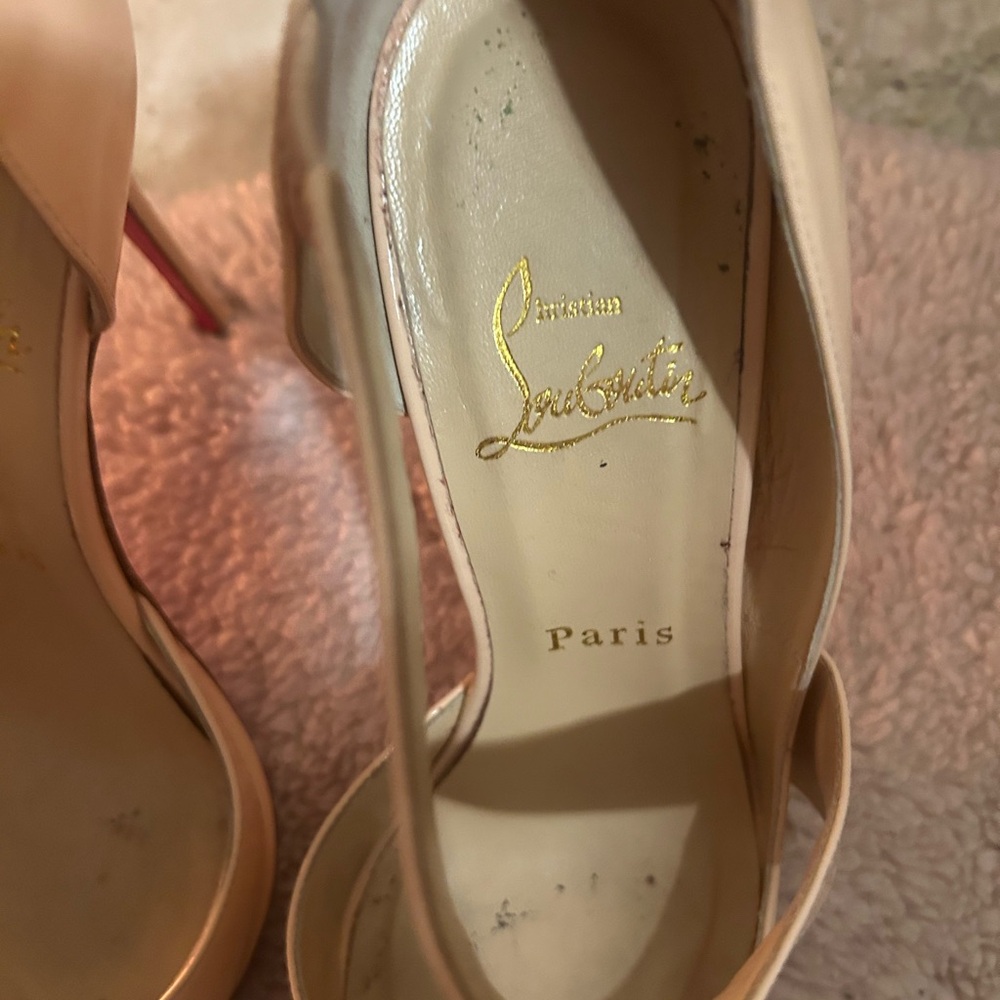 Christian Louboutin Tan heels - Picture 5 of 12